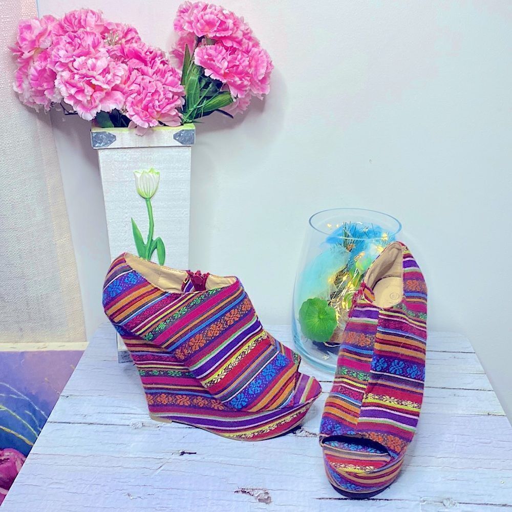 🌷NATURE BREEZE🌷 Unique Striped Pattern Multicolour Platform Wedge Shoes …
